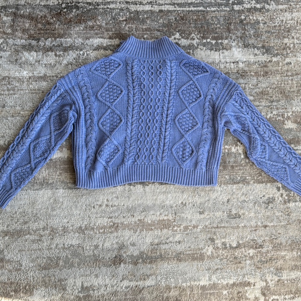 Lucky Brand Cable Knit cropped Sweater - Picture 6 of 6
